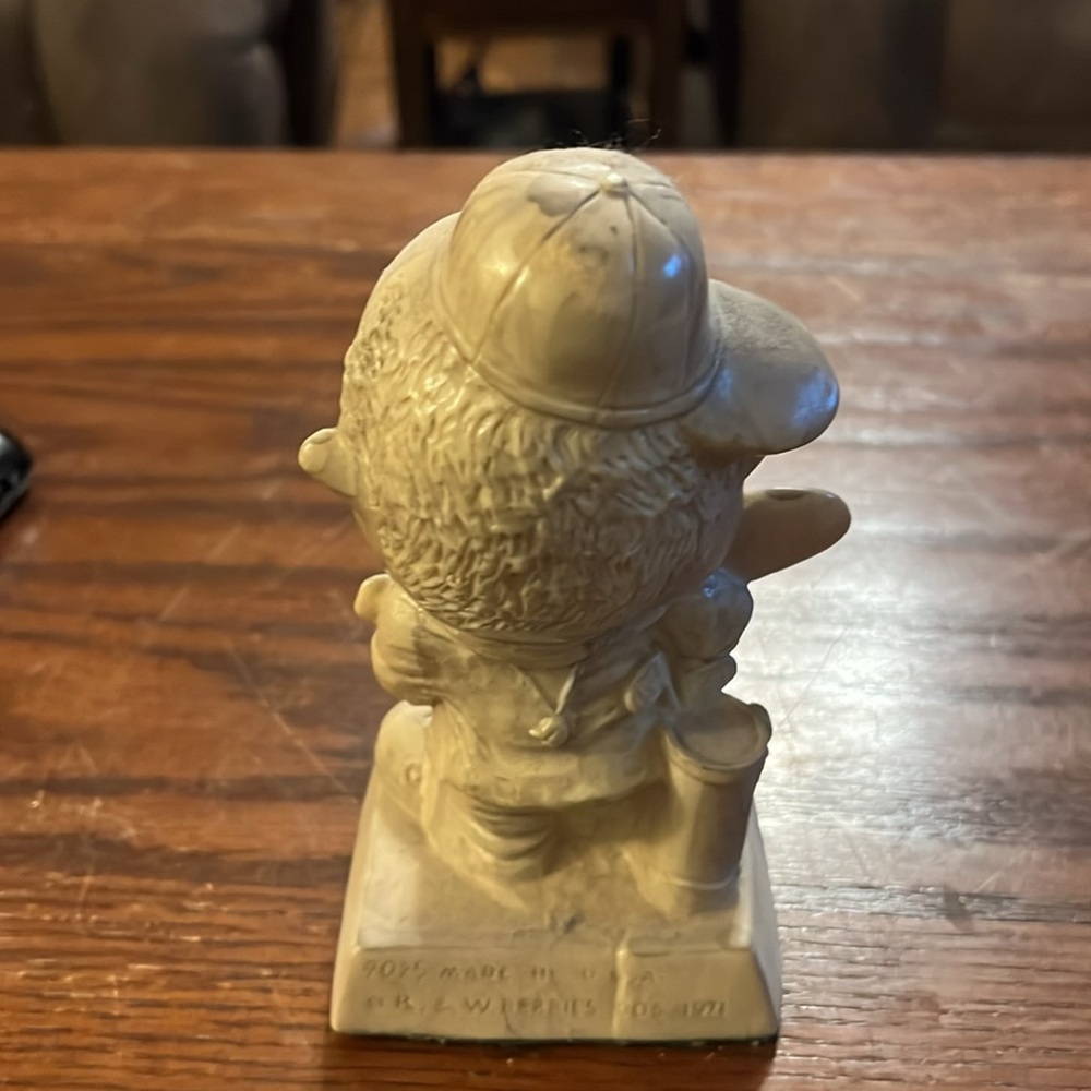 1971 W. & R Berries Figurine #9025 World's Greatest Athlete - Picture 2 of 5